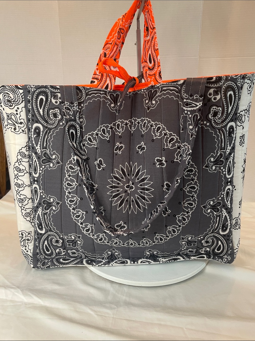 Orange gray bandanna Quilted Tote Bag- handmade - Picture 6 of 14